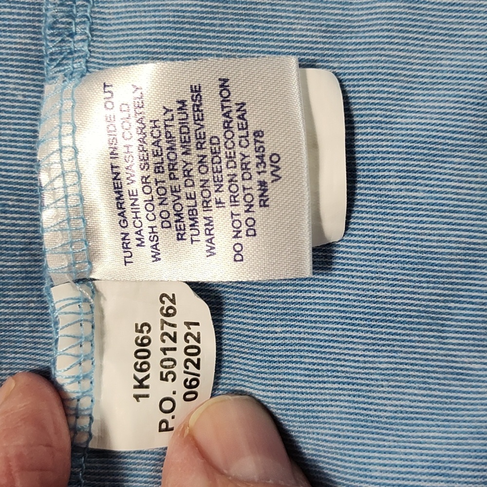 Mens Three Button Light Blue Stretch Pocket Polo - Picture 7 of 8